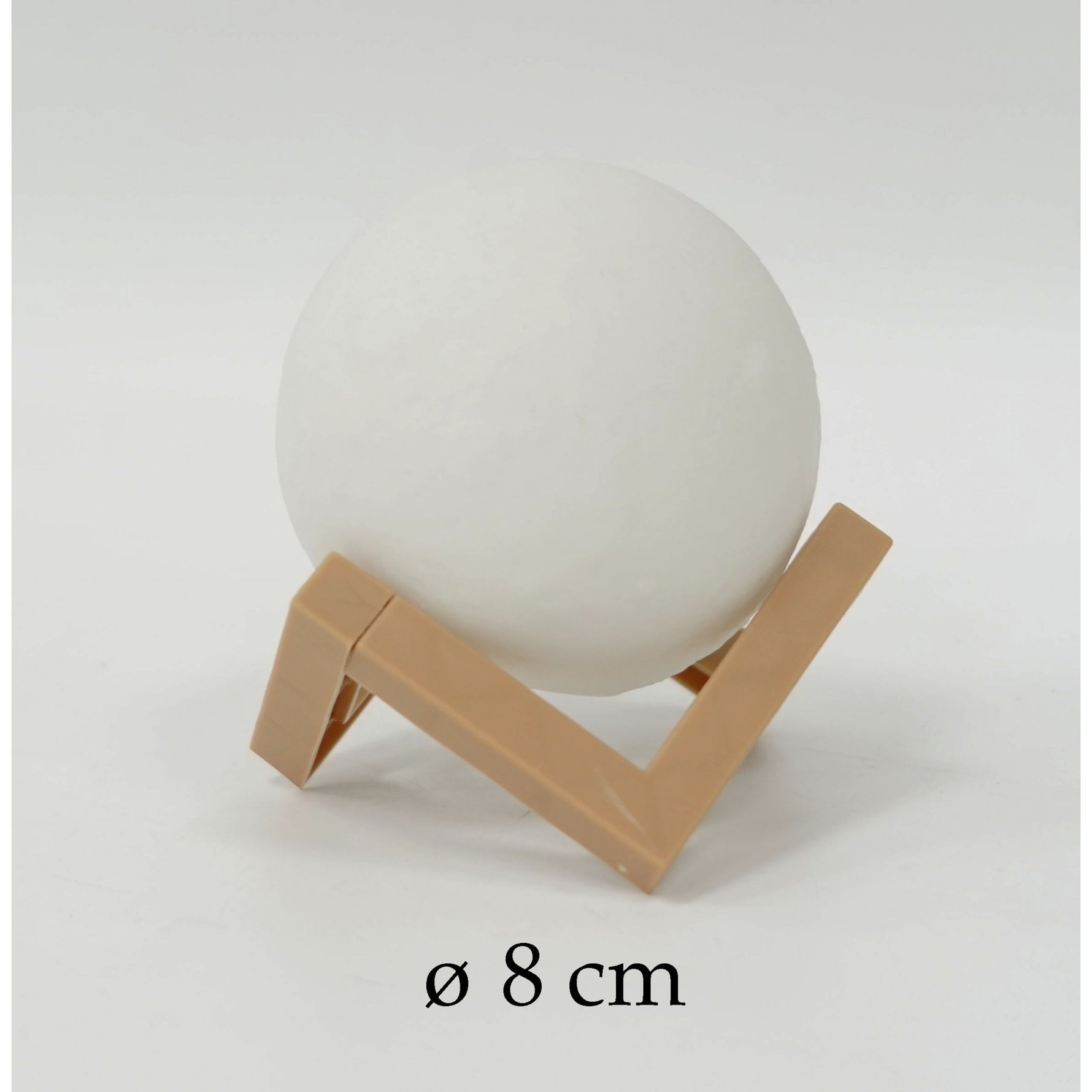 Lampa de veghe in forma de luna 3D Moon Light, alb cald alimentare baterii, fara acumulator, stand din plastic inclus,