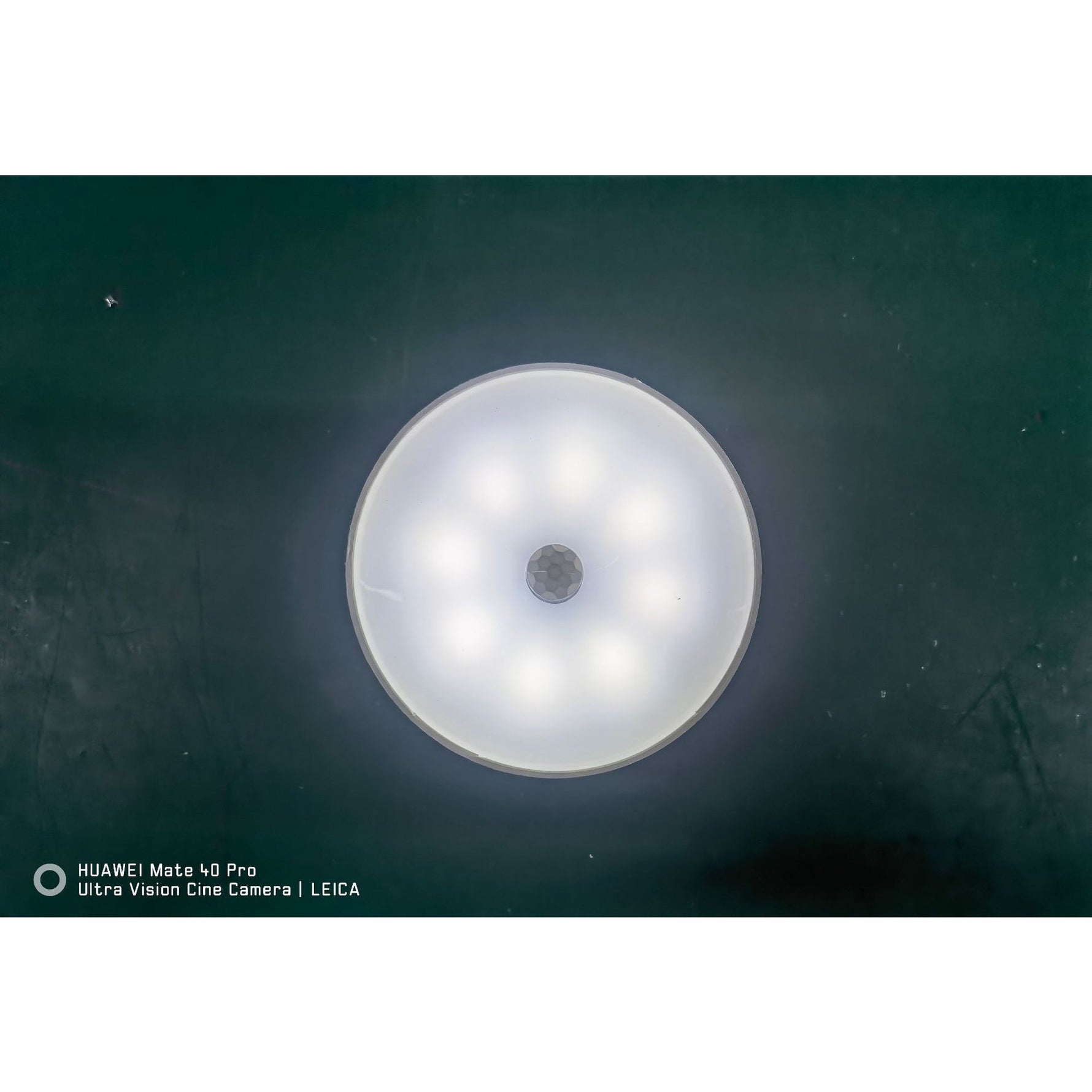 Lampa de Veghe LED, Flippy, cu Senzor de Miscare, Doua Tipuri de Lumina Alb Rece, Incarcare USB, Intrerupator