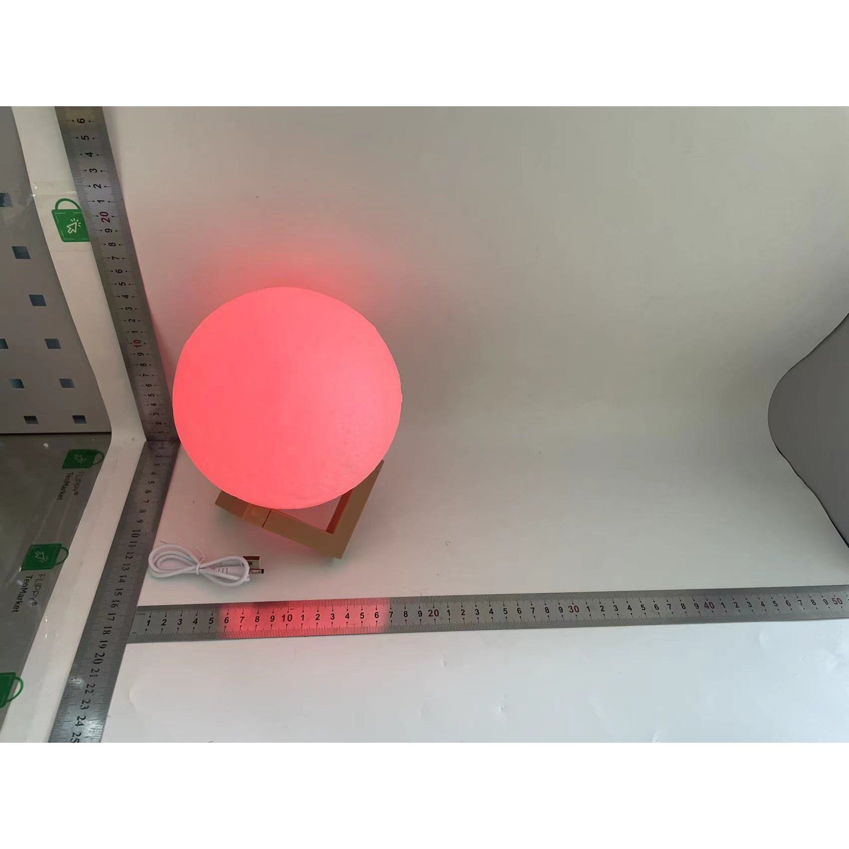Lampa de veghe luna 3D Moon Light, lumina multicolora cu LED, 7 culori ,schimbare culoare prin atingere,, alimentare