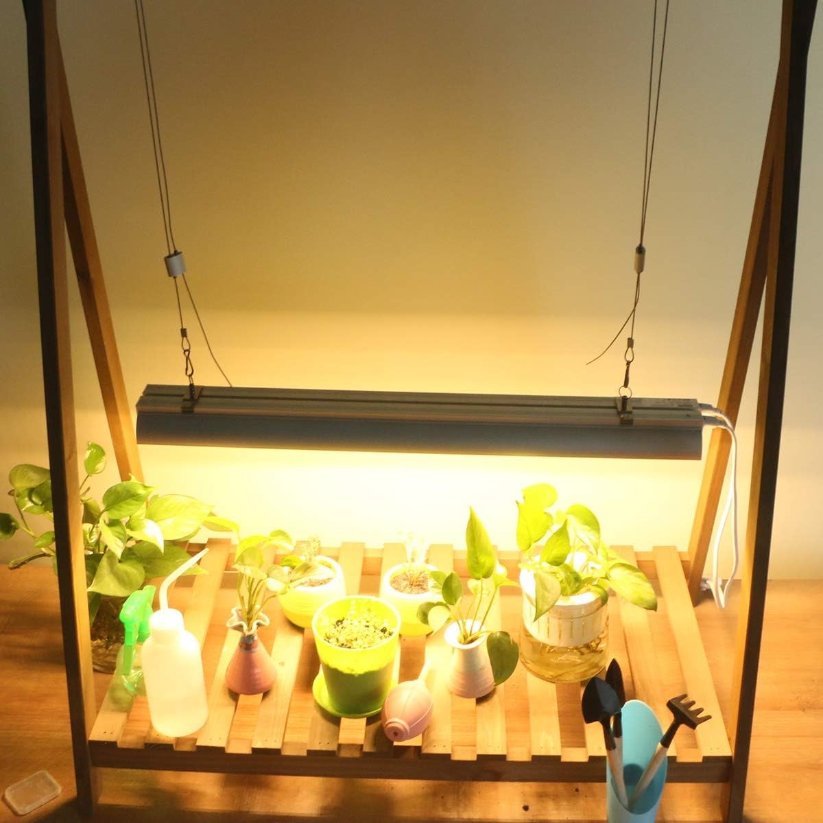 Lampa dubla pentru cresterea plantelor Flippy, 50 cm, T5, tehnologie LED, nu afecteaza plantele, potrivit pentru