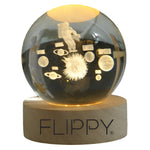 Lampa LED Decorativa, Flippy, cu Bila de Cristal cu Diametru 6cm, Model Astronaut in Galaxie 3D, Alimentare USB, Suport