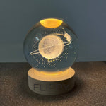 Lampa LED Decorativa, Flippy, cu Bila de Cristal cu Diametru 6cm, Model Cer Instelat 3D, Alimentare USB, Suport din