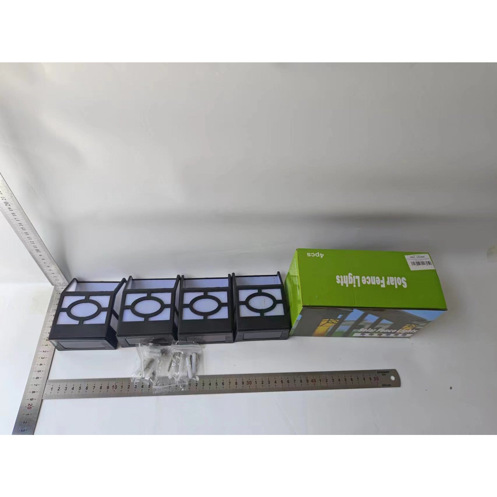 Set 4 Lampi Solare Led pentru Gradina, Flippy, Model Geometric, 11.8 x 8.6 x 5 cm, Buton On-Off, Alb Rece, Negru/Alb