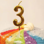 Lumanare de Tort, Flippy, Model Cifra 3, Party, 4.5 x 2.5 cm, din Parafina, Auriu