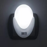 Lumina de veghe LED cu senzor de crepuscul Phenom