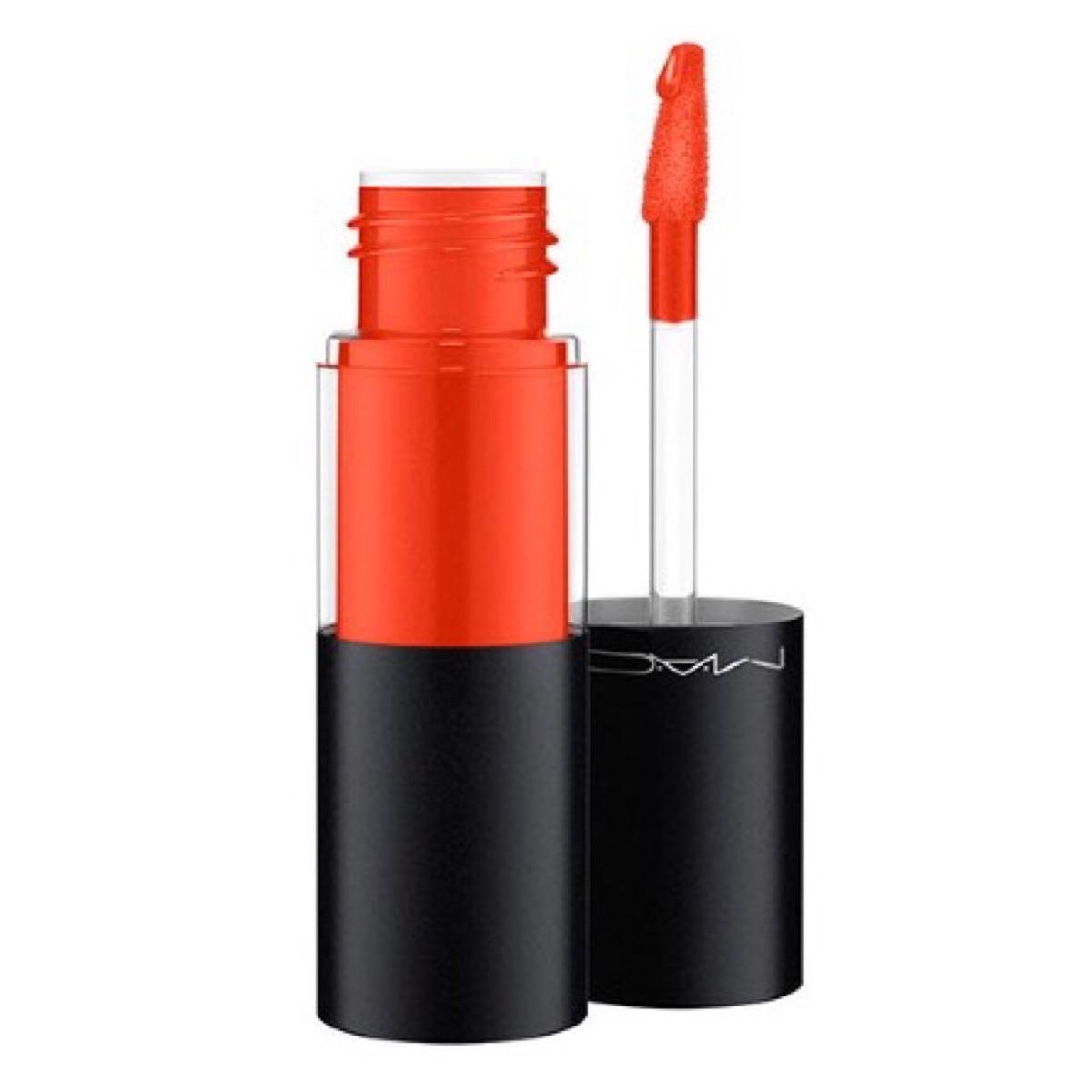 MAC, Versicolour , Pata de buze, Ruj lichid, 112, La extrem, 8.5 ml - Olmarkt