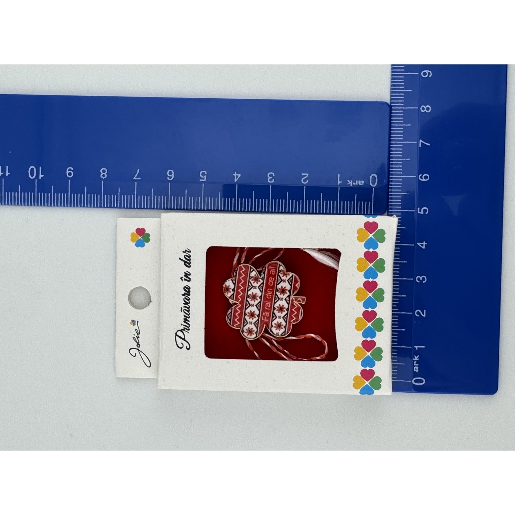 Martisor Brosa Mica in Cutie, Jolie, Design cu Mesaj, Dimensiune 2.5-3 cm, Material Metal, Model Traditional Trifoi