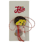 Martisor pentru copii, Jolie, Material Metal, Ambalaj Carton cu Design, Dimensiune Brosa Aproximativ 2x2 cm,