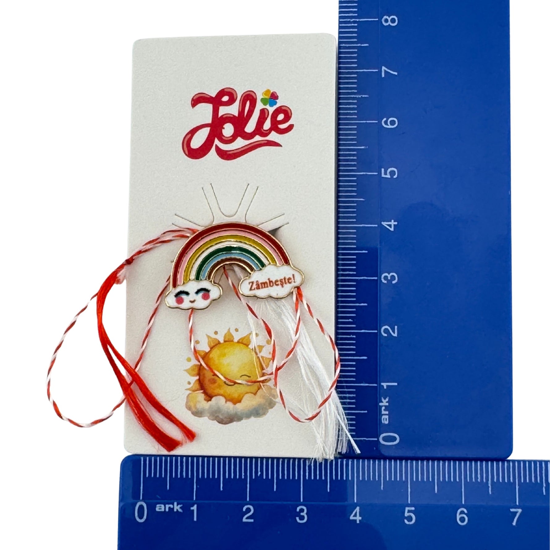 Martisor pentru copii, Jolie, Material Metal, Ambalaj Carton cu Design, Dimensiune Brosa Aproximativ 2x2 cm,