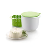 Recipient pentru Preparat Branza, Flippy, Capac de Silicon, Cheese Maker din Plastic, Strecuratoare, 17x14.5x12.8 cm,