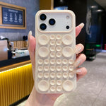 Husa cu Ventuze, Flippy, Compatibila iPhone 17, din Silicon, Interior Microfibra, Crem