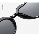 Ochelari in Forma de Inima, Flippy, pentru Petrecerea Burlacitelor, Tematica Nunta, Protectie Soare, 14.7x4.9x14.2 cm,