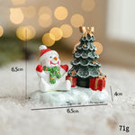 Ornament de Craciun din Rasina pentru Decor, Flippy, Model Om de Zapada cu Brad, Decoratiune de Birou pentru Craciun,