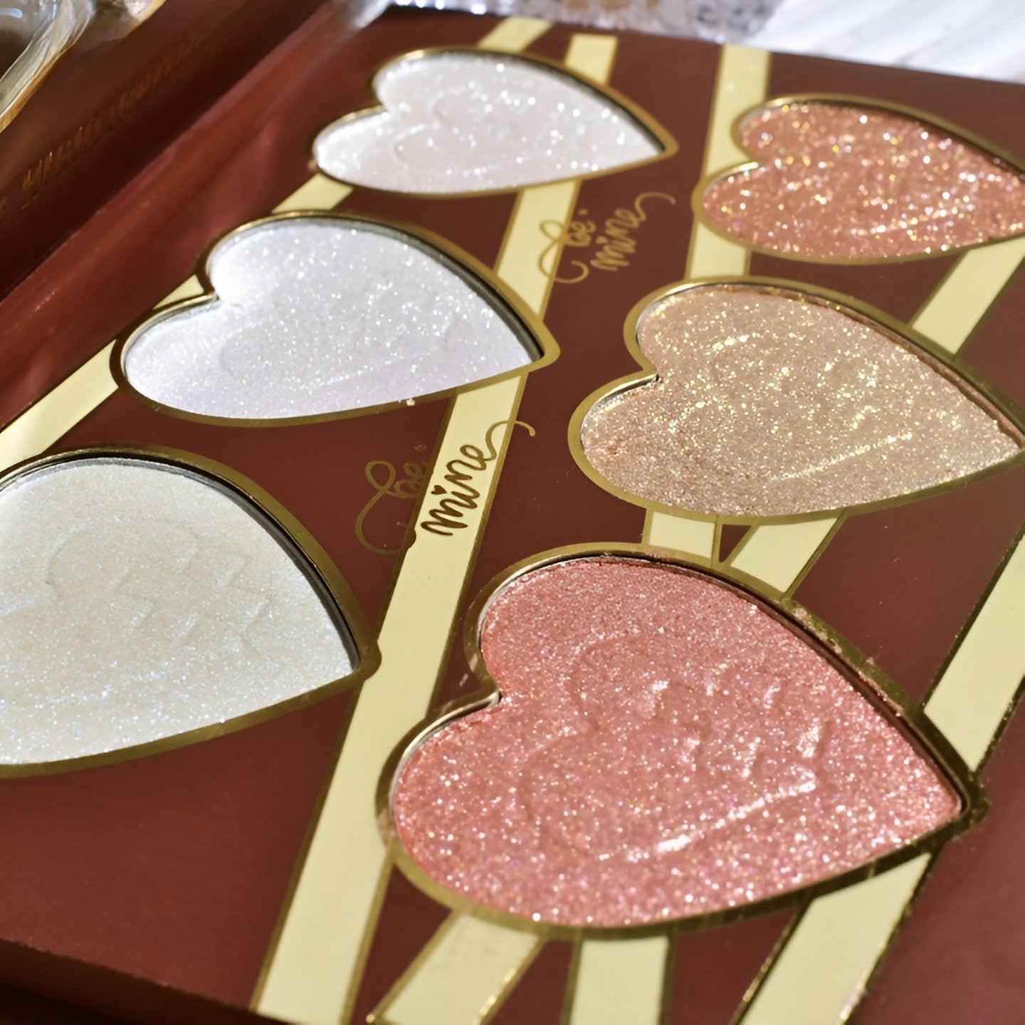 Paleta Iluminatoare, Kevin & Coco, 6 Nuante, Be Mine, Culori Calde, Dreptunghiulara, 140 g, Valabilitate 24 Luni,