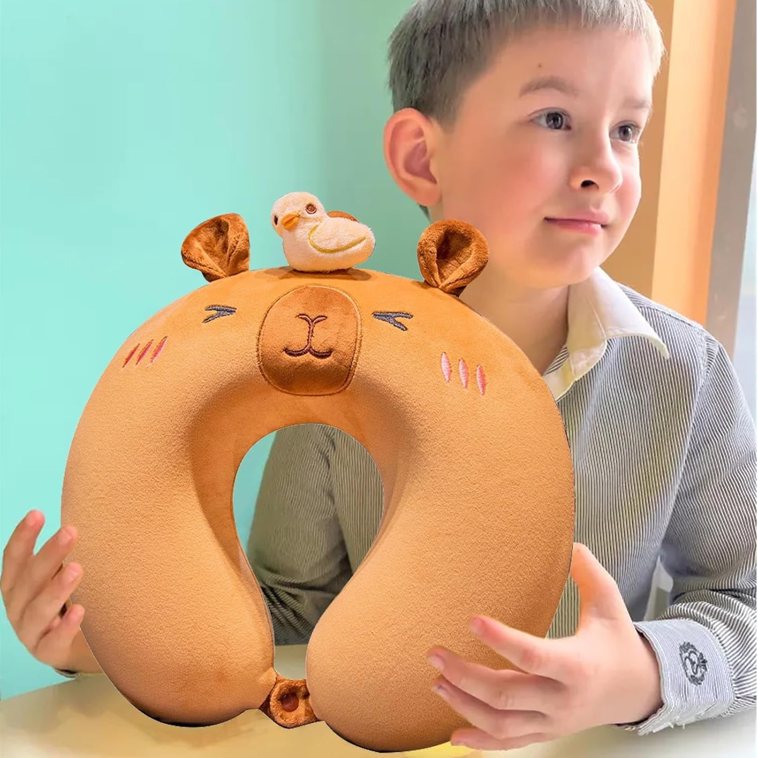 Perna de Calatorie in Forma de U, Flippy, Pentru Gat si Cap, Umplutura din Spuma cu Memorie, 30x30 cm, Model Capybara,