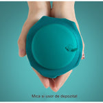 Perna pentru gat Flippy, portabila, umflare prin apasare, usor de depozitat, imbracata in material catifelat, in forma
