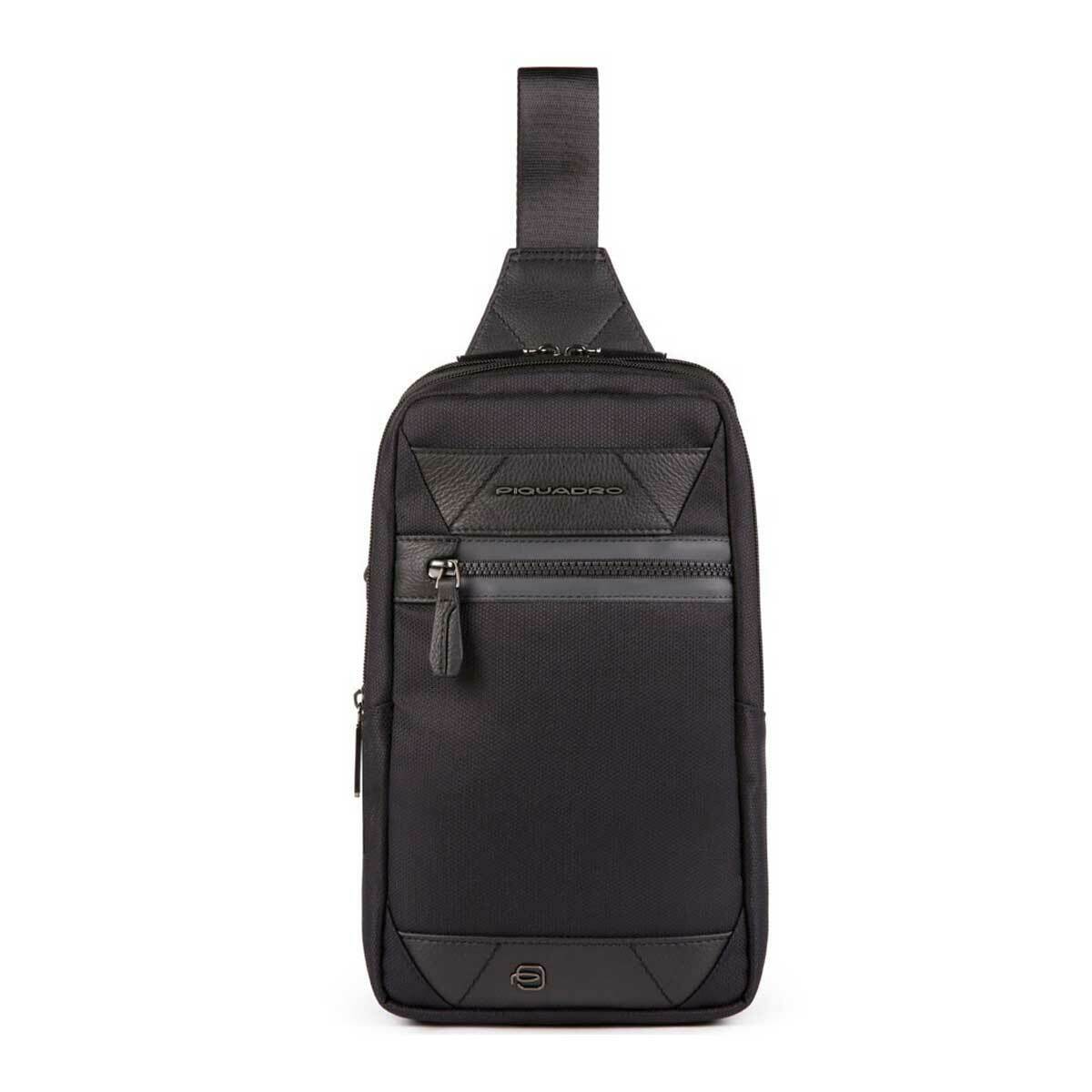 Piquadro, Trakai, Piele și țesătură, Curea mono, Geantă textilă crossbody, Negru, 42021990, 31 x 18 x 7 cm, Pentru bărbați - Olmarkt