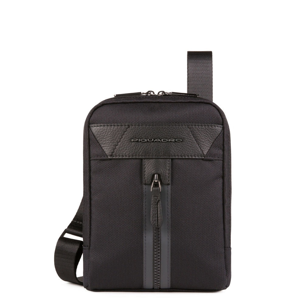 Piquadro, Trakai, Geantă de umăr, Geantă textilă crossbody, Negru, 23 x 17 x 5 cm, Pentru femei - Olmarkt