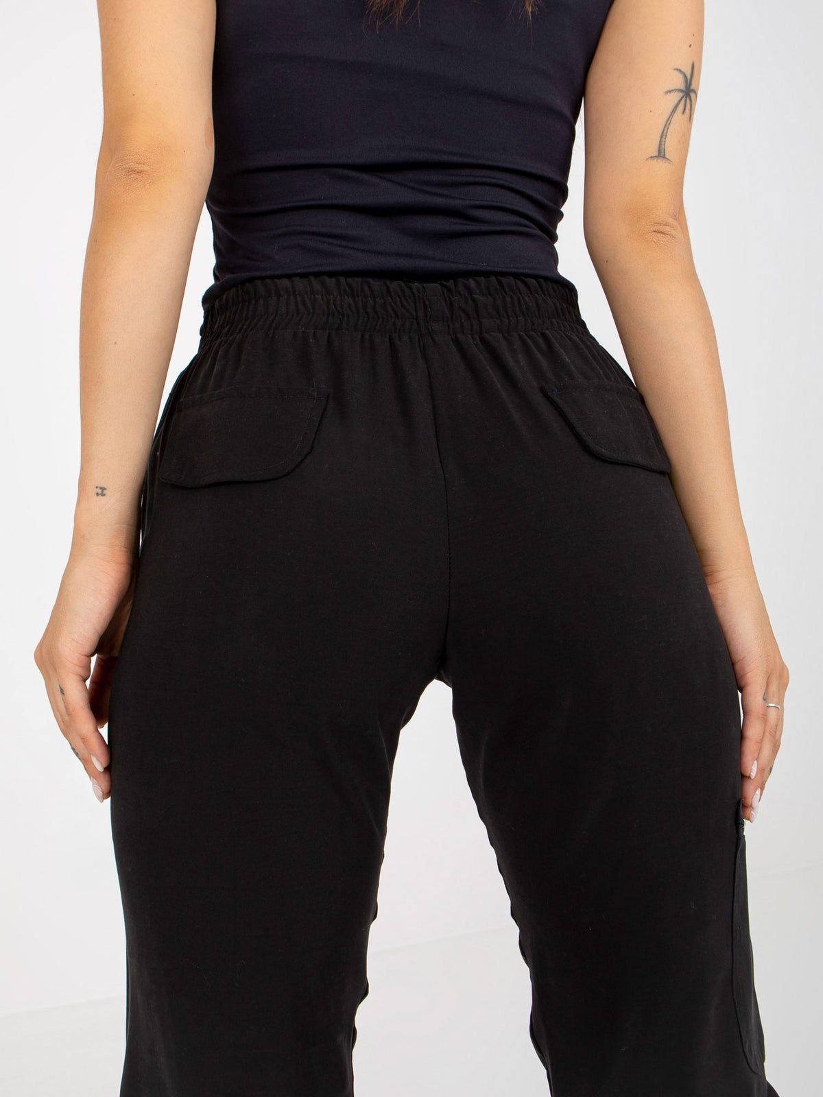 Pantaloni de trening ZULUNA negri, cargo, cu legături