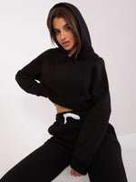 Costum negru simplu cu pantaloni