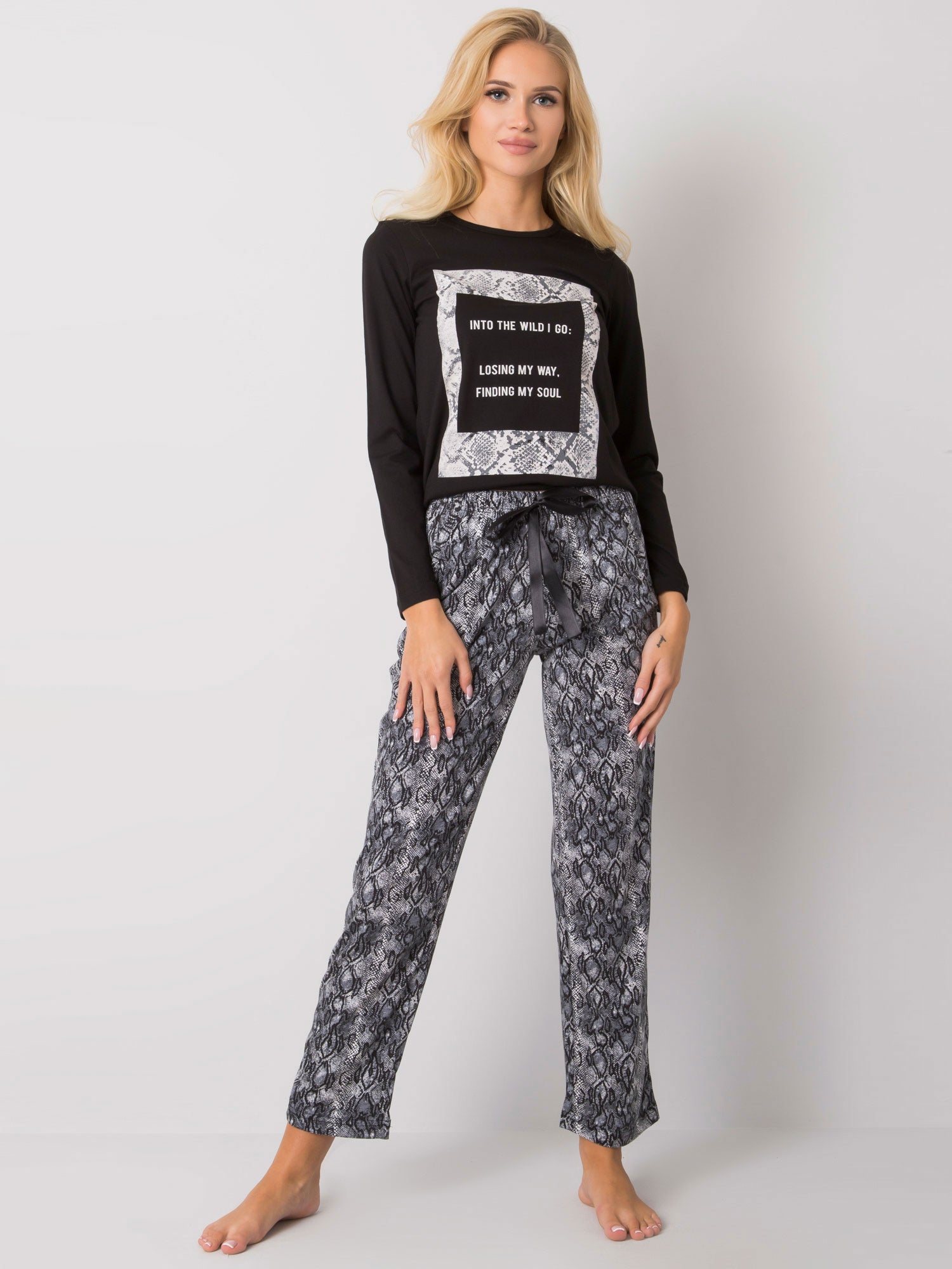 Pijamale negru de damă