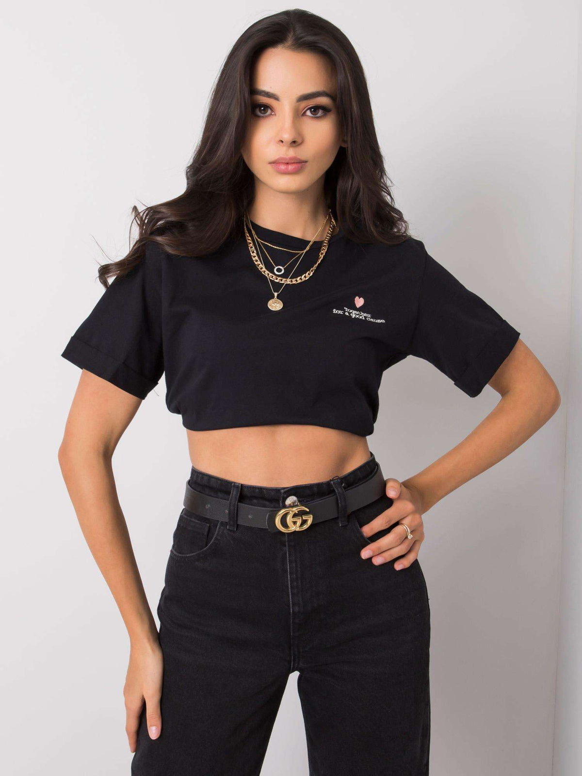 Tricou negru de damă cu broderie