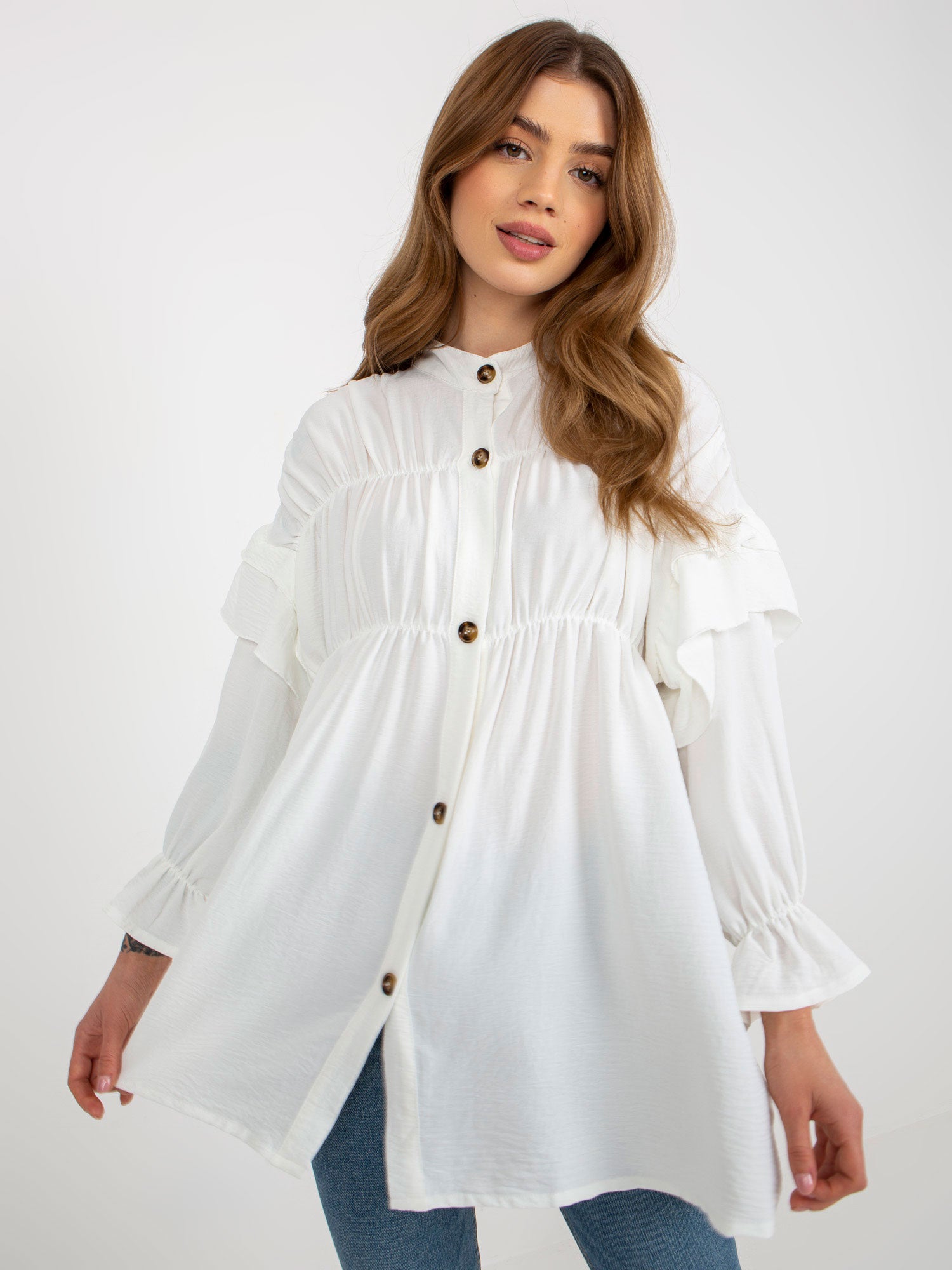 Cămașă boho ecru cu volane și încrețituri OCH BELLA