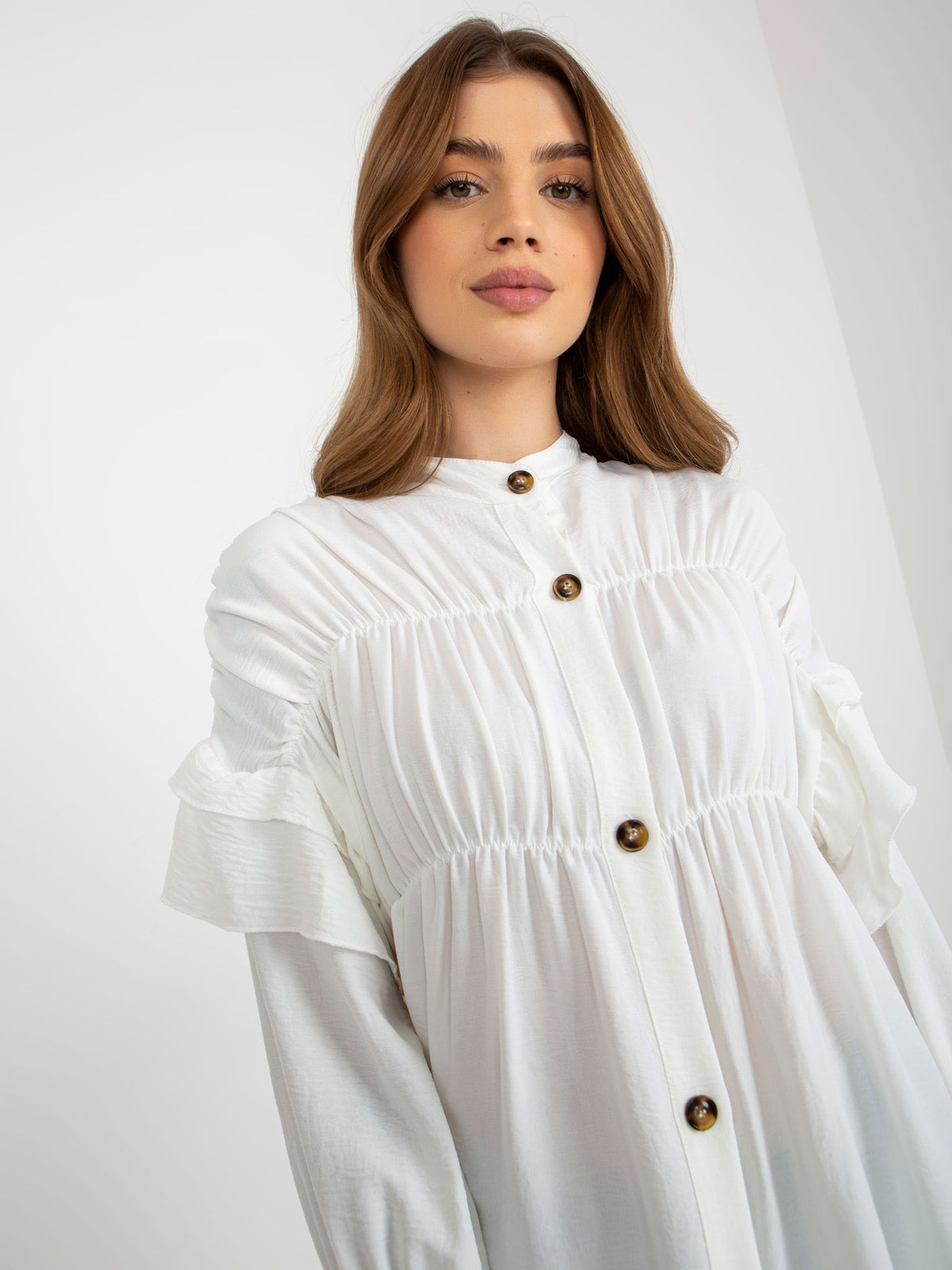 Cămașă boho ecru cu volane și încrețituri OCH BELLA