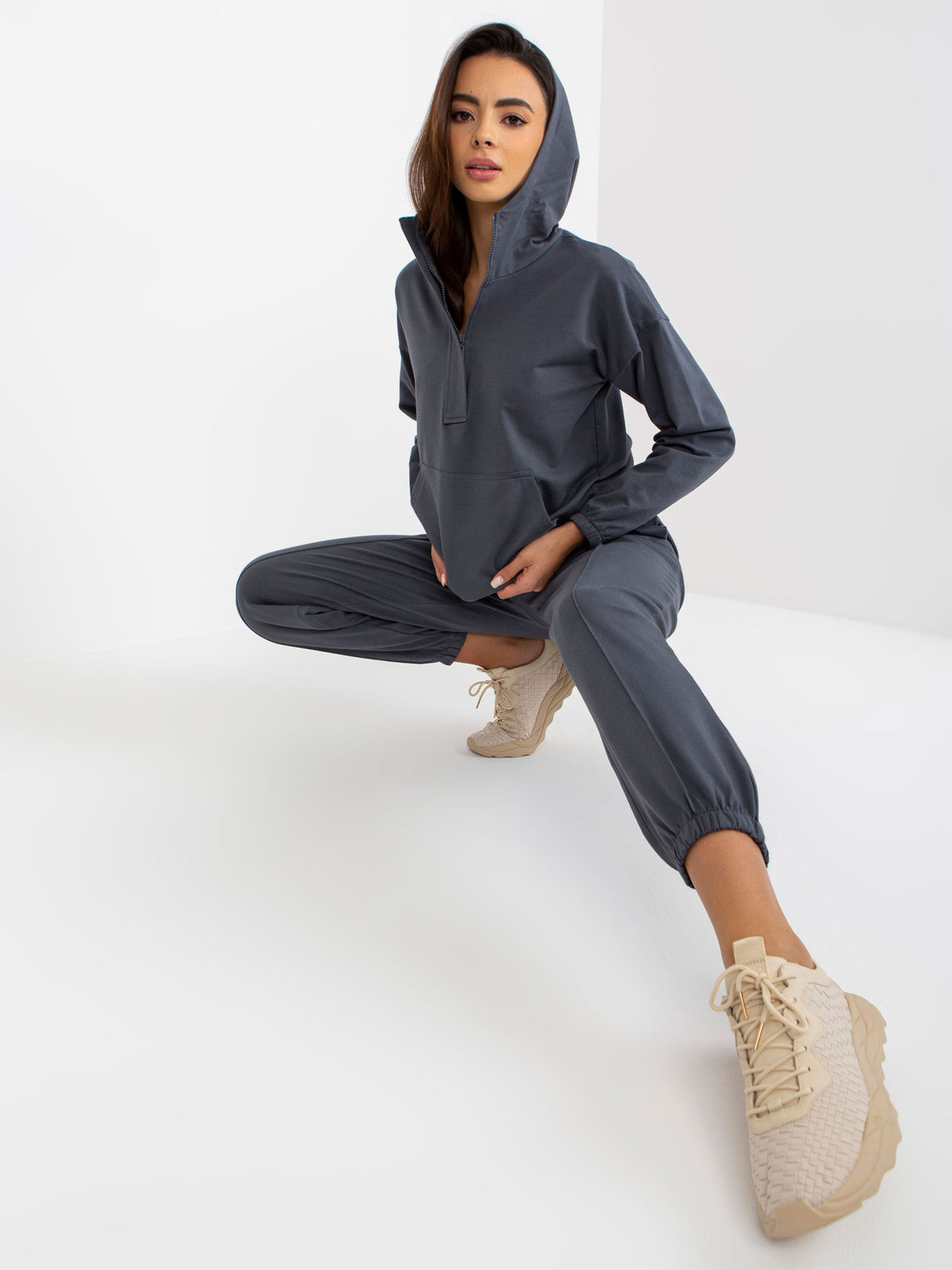 Pijamale simple din bumbac grafit cu glugă