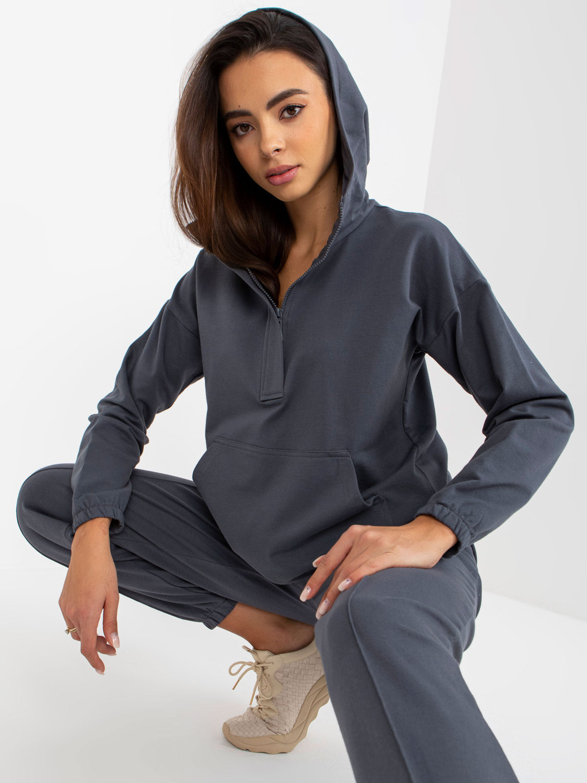 Pijamale simple din bumbac grafit cu glugă