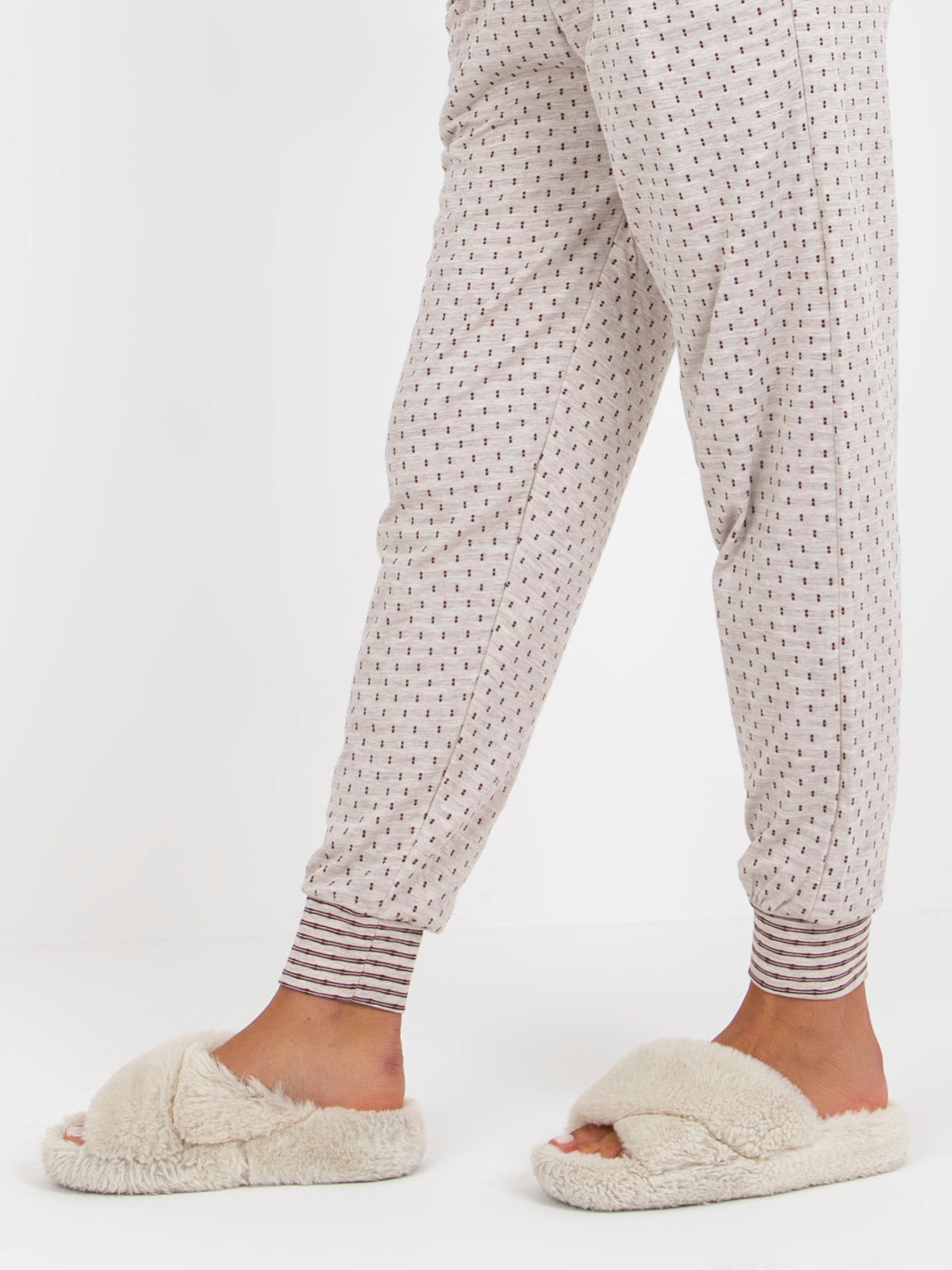 Set de pijama bej deschis, din două piese, cu pantaloni