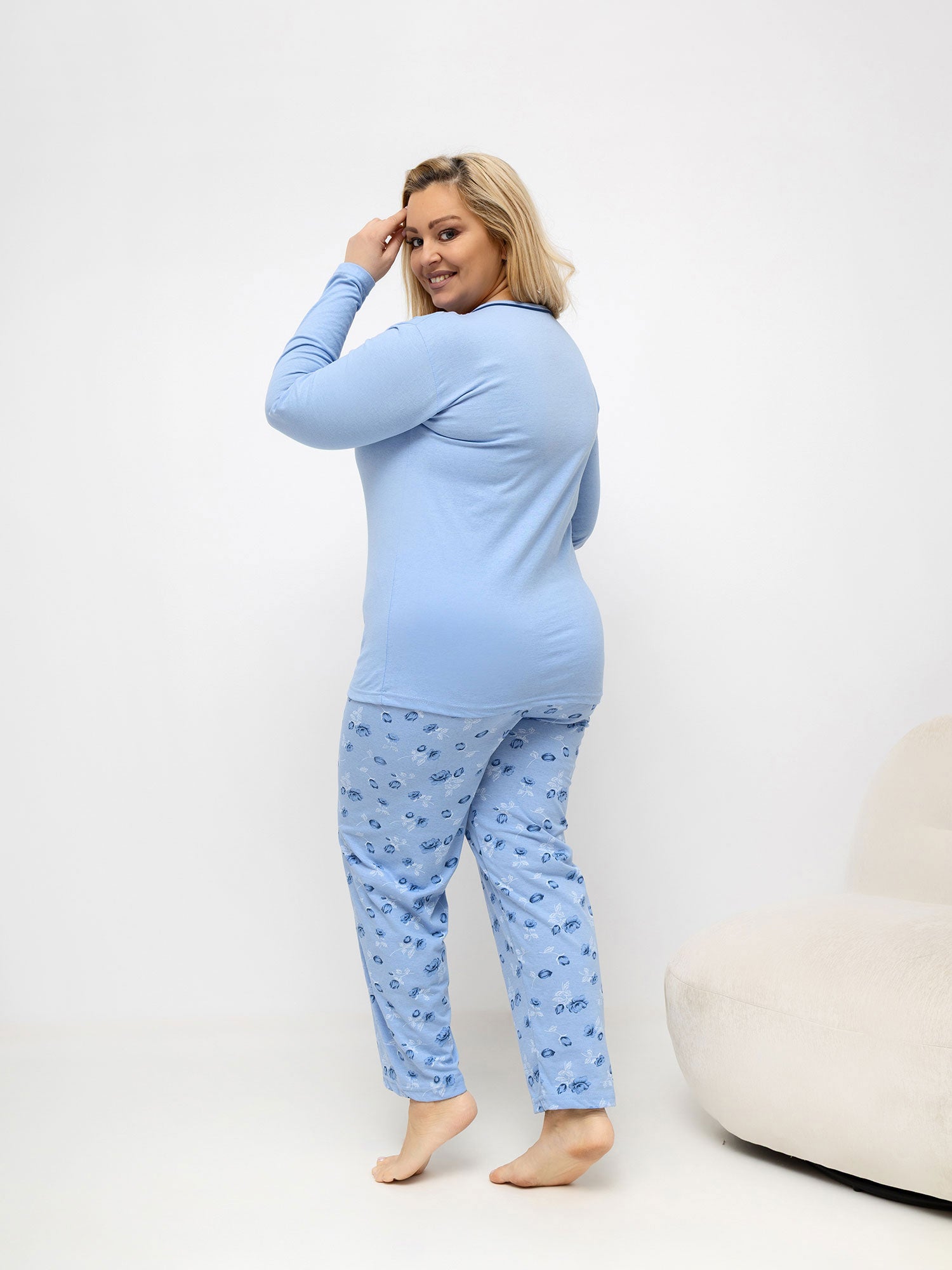 Pijamale albastru deschis