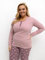 Pijamale roz deschis