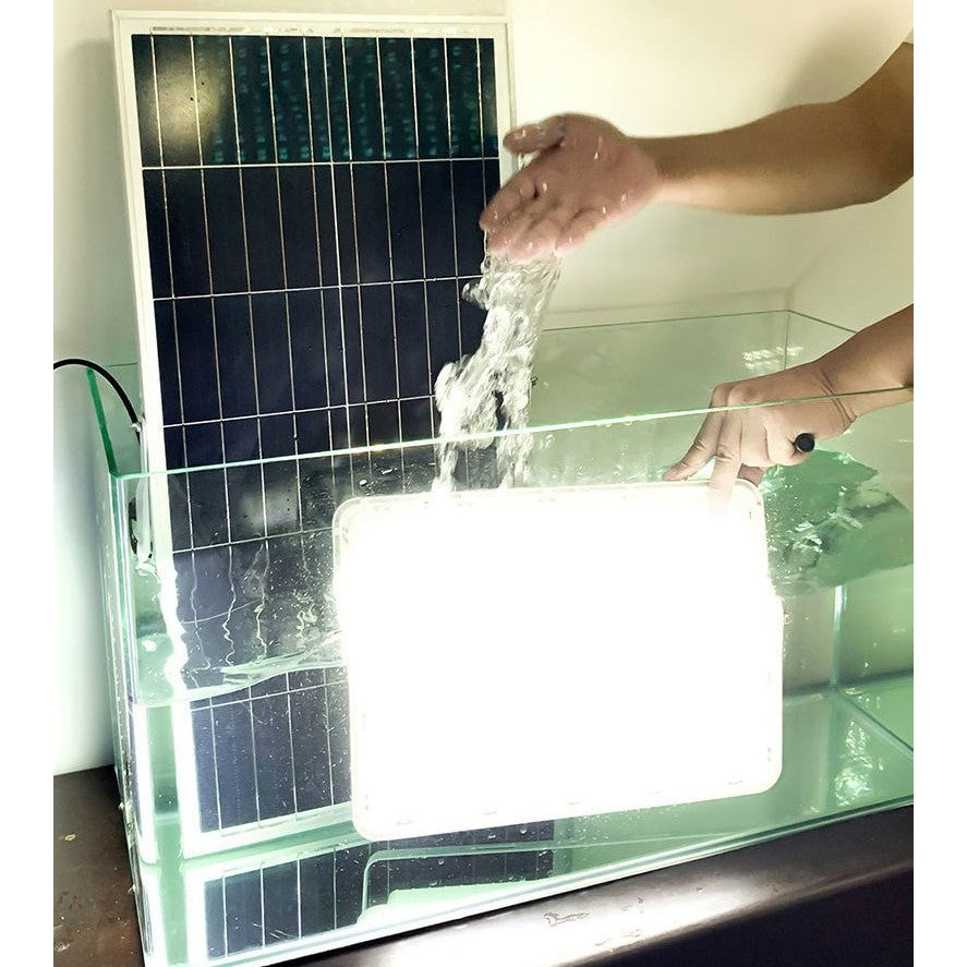 Proiector LED cu Panou Solar Flippy, Senzor de lumina Waterproof, 200W, 29x23 cm, suport U inclus, panou afisaj nivel
