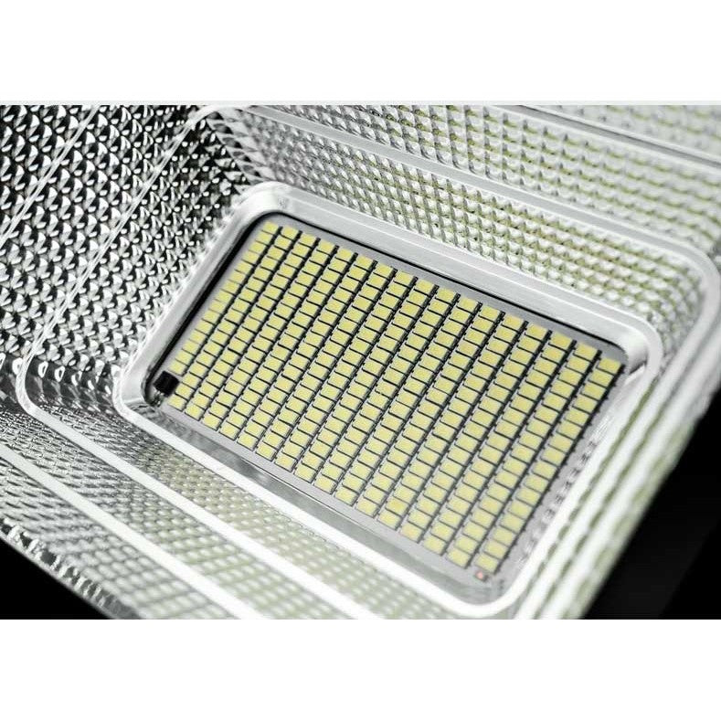 Proiector LED/Lampa solara de exterior Flippy, 22 cm x 27 cm, Rezistent la Apa IP67, cu Panou Solar, 248 LED SMD, 150