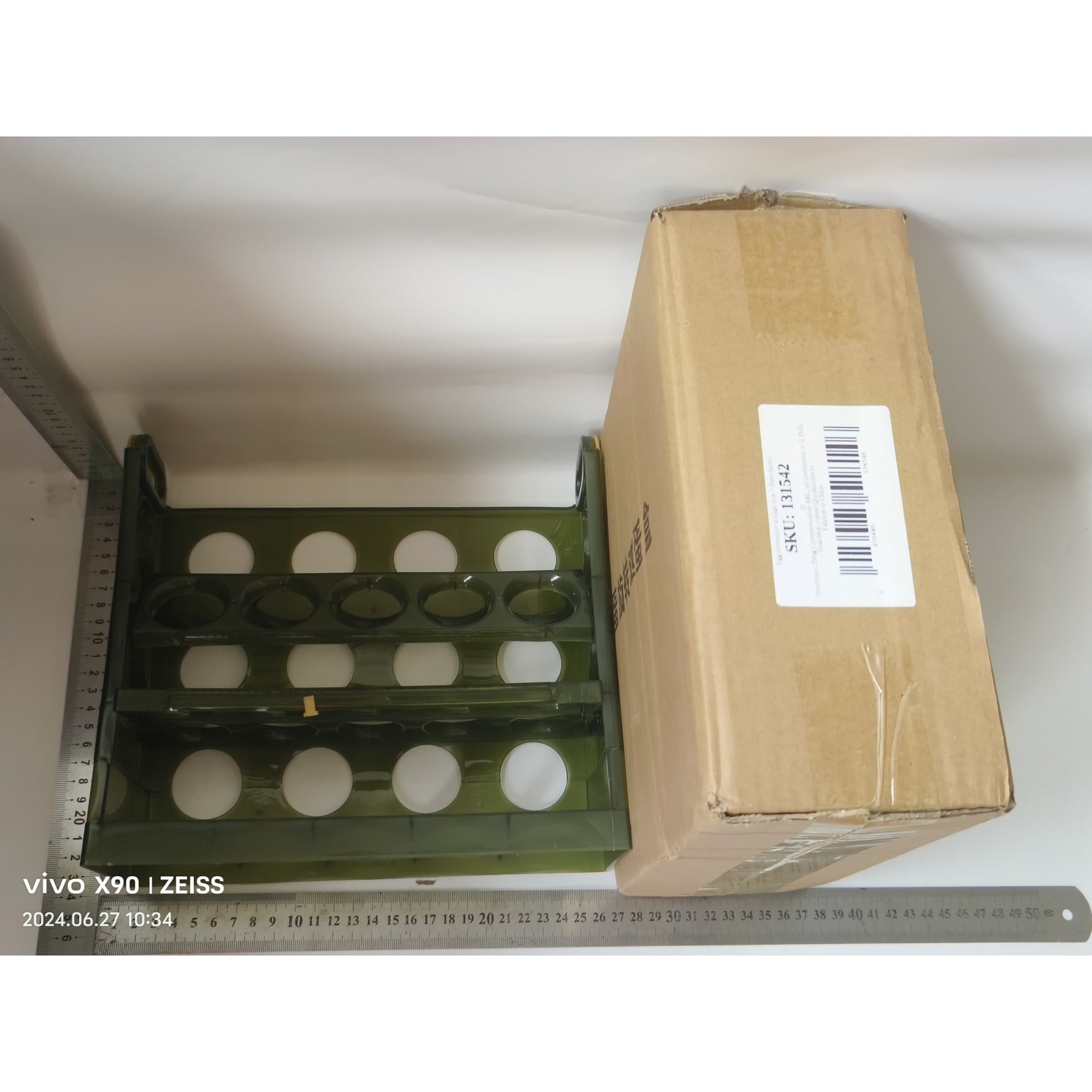Suport Organizator pentru Oua, Flippy, pentru Frigider, Verde transparent, Capacitate 30 oua, Trei straturi, cu Data de