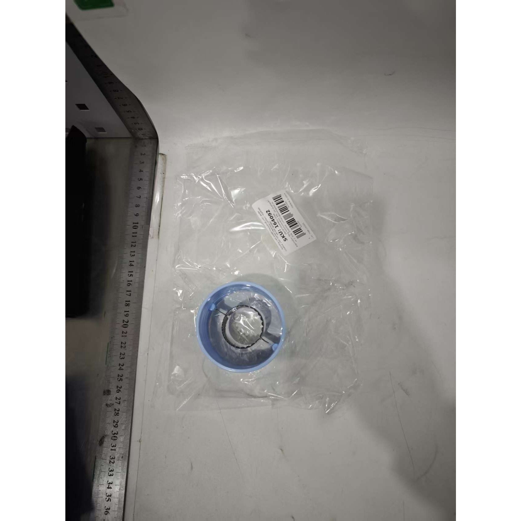 Ustensila pentru Curatare Porumb, Flippy, Diametru 3.6 cm, din Plastic si Otel Inoxidabil, Albastru
