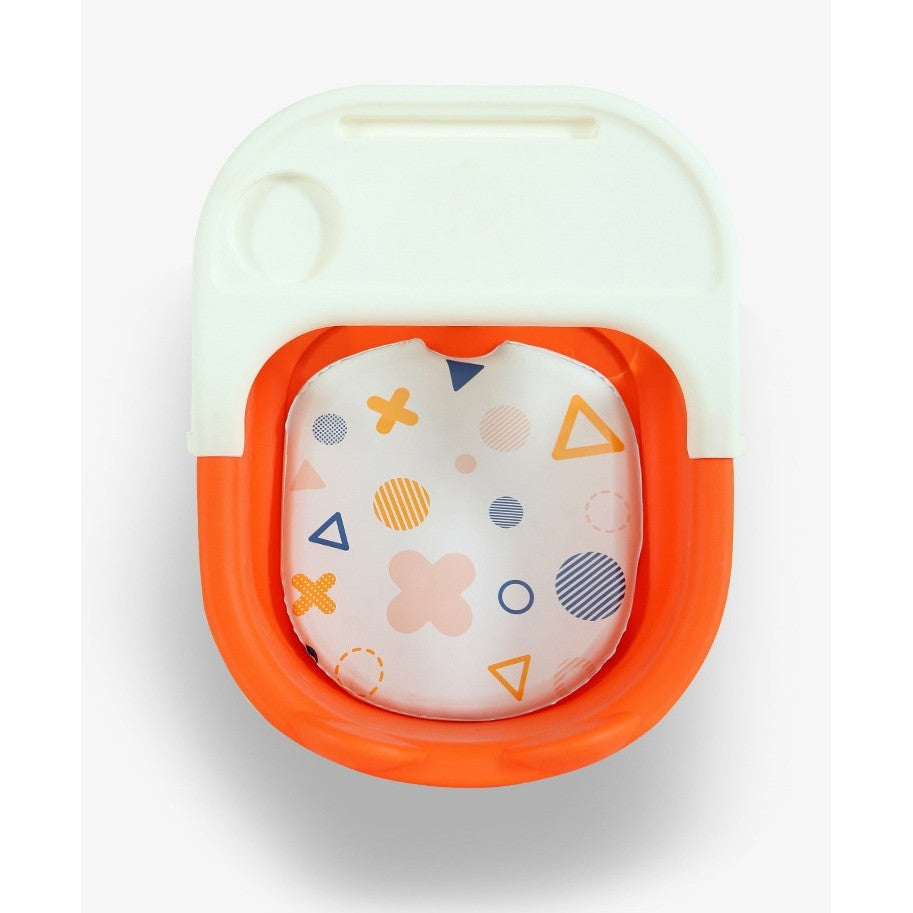 Scaun de Masa pentru Copii, Flippy, 2 in 1, Tavita Detasabila, Spatar Ergonomic, +6 Luni, Inaltime 36 cm, Portocaliu