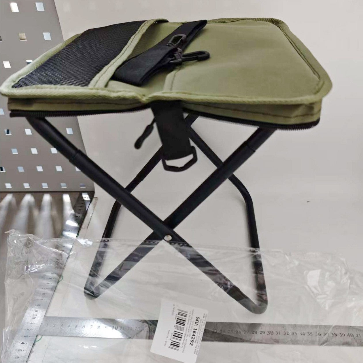 Scaun Taburet Pliabil pentru Camping, Flippy, pentru Adulti, Scaun Portabil, Pescuit, din Panza Oxford si Cadru