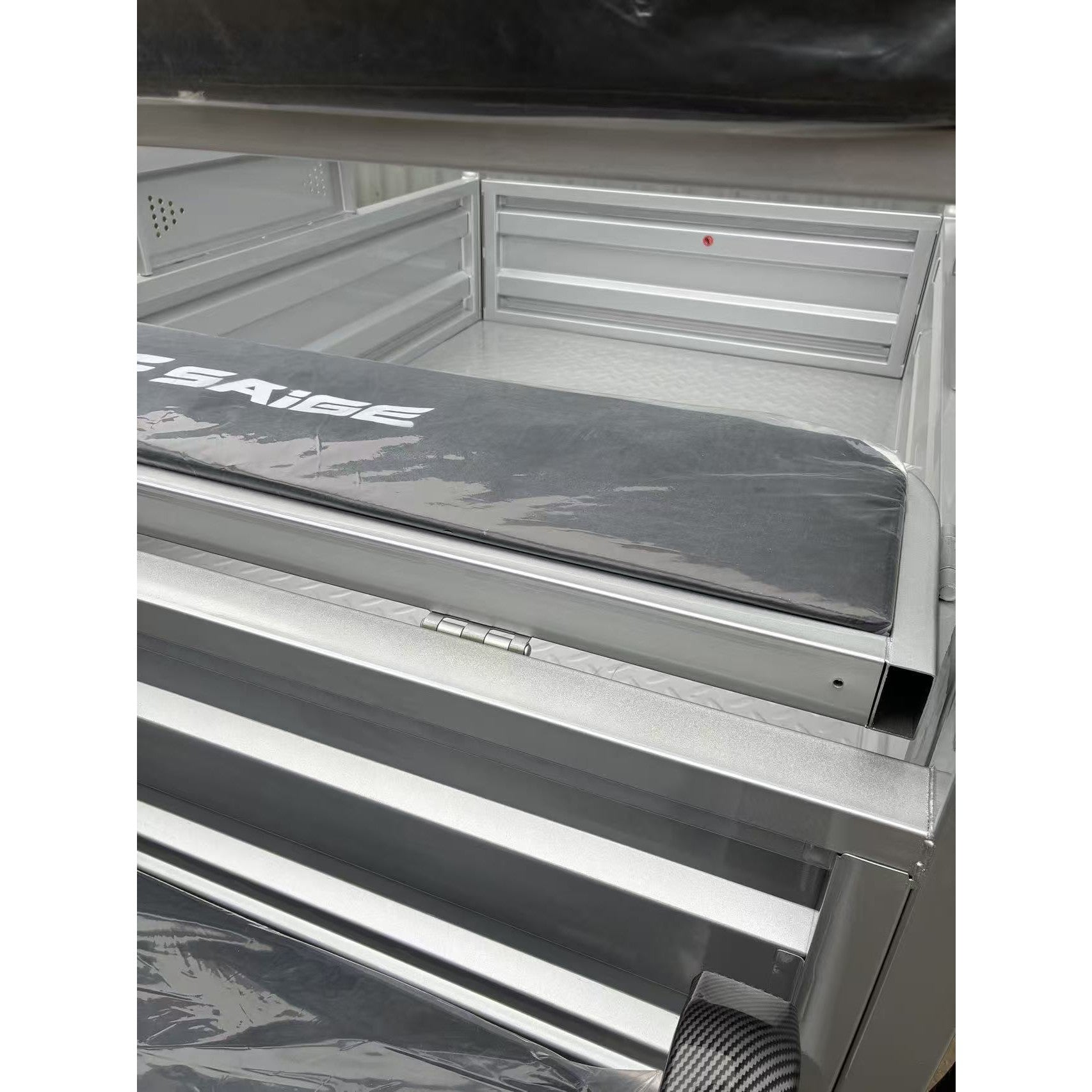 Triciclu Electic de Marfa Chuanqi, Saige, Fara Permis, Motor 1600W, Baterie 72V32Ah, Autonomie 60km, 250x88x115 cm,