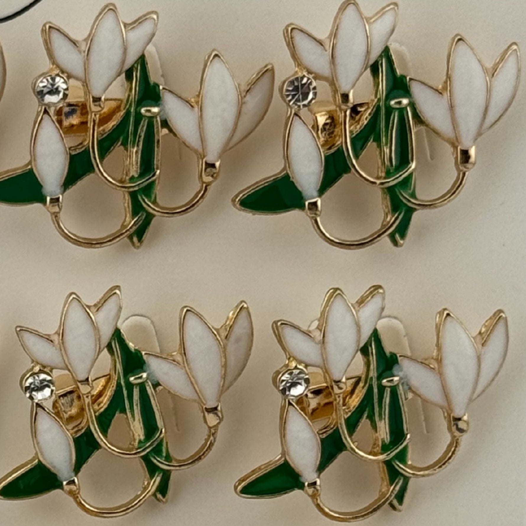 Set 12 Brose Martisor Primavara, Jolie, Model Buchet Ghiocei cu Piatra