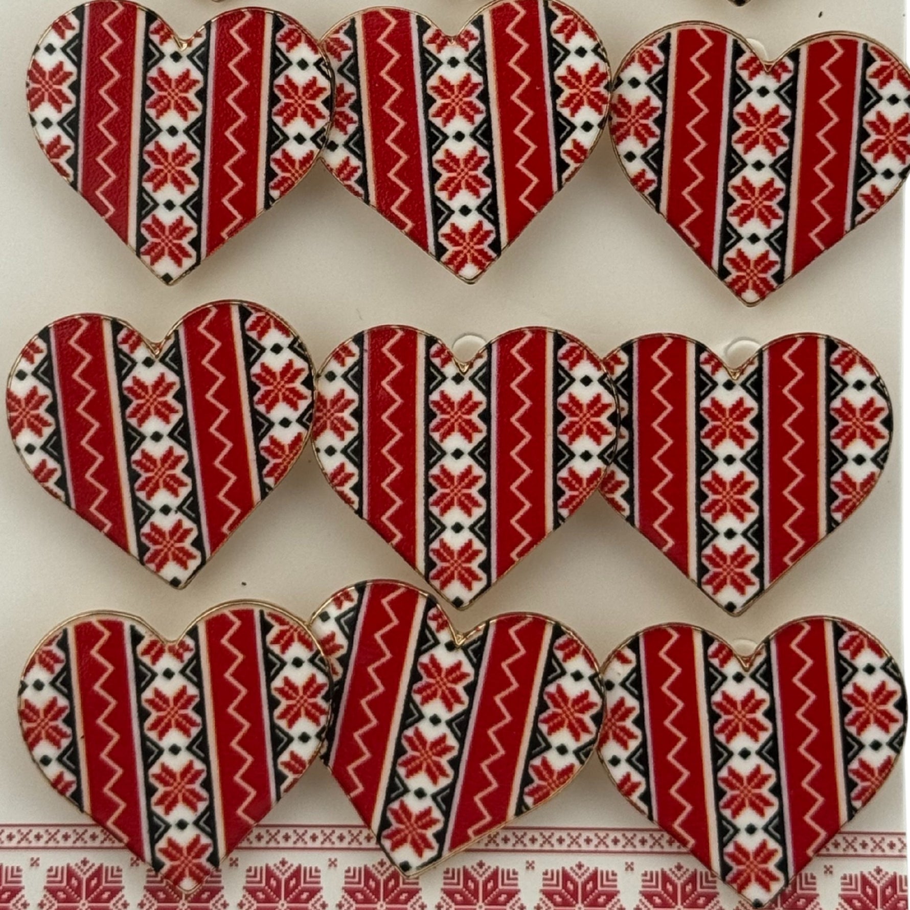 Set 12 Brose Martisor Primavara, Jolie, Model Inima Rosie cu Motiv Traditional, Rosu