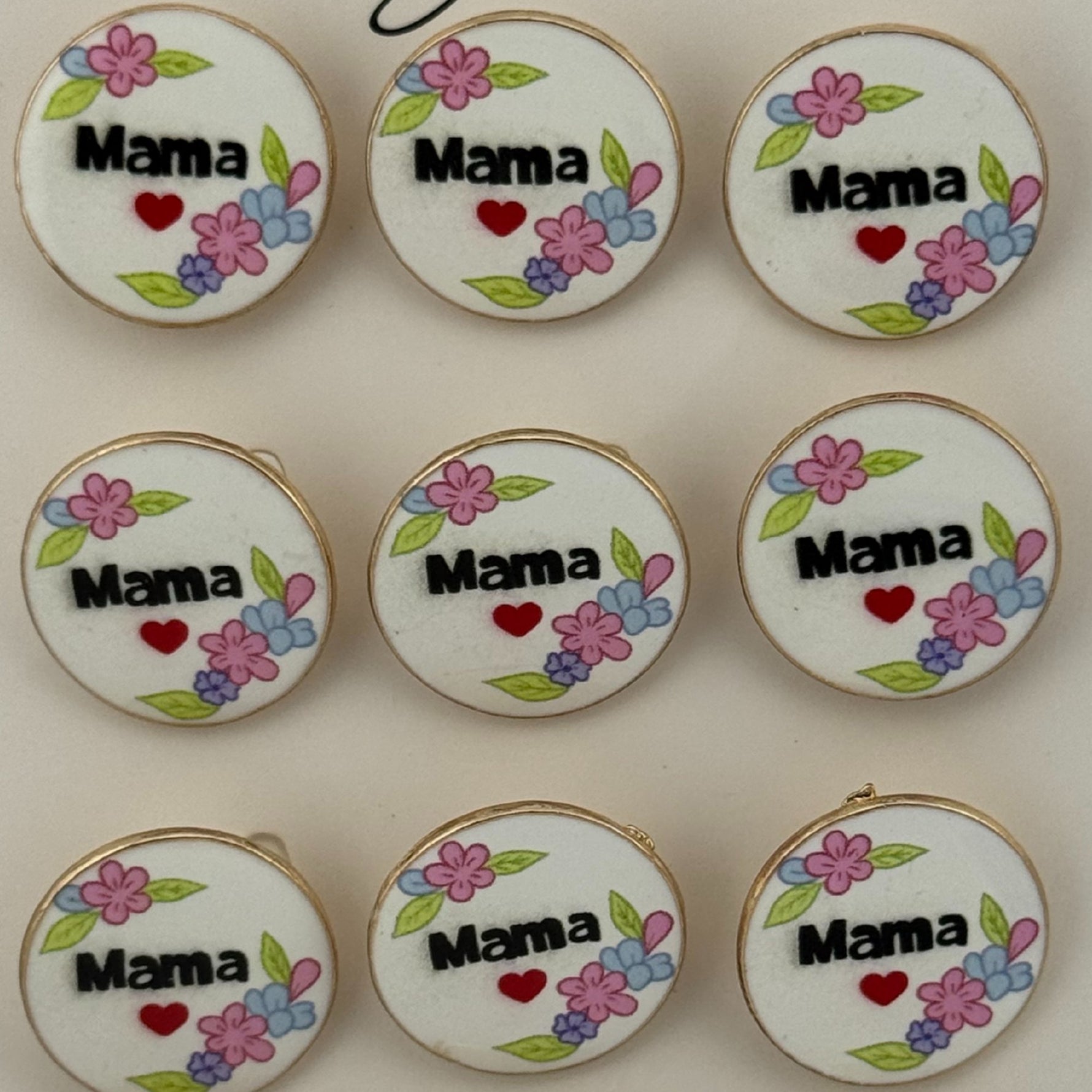 Set 12 Brose Martisor Primavara, Jolie, Model Rotund cu Flori, Mesaj Mama, Multicolor