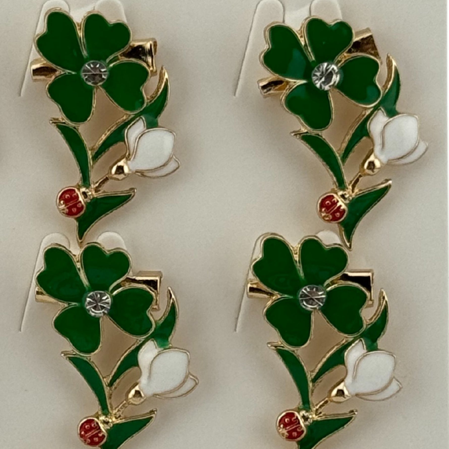 Set 12 Brose Martisor Primavara, Jolie, Model Trifoi cu Piatra in Centru si Buburuza