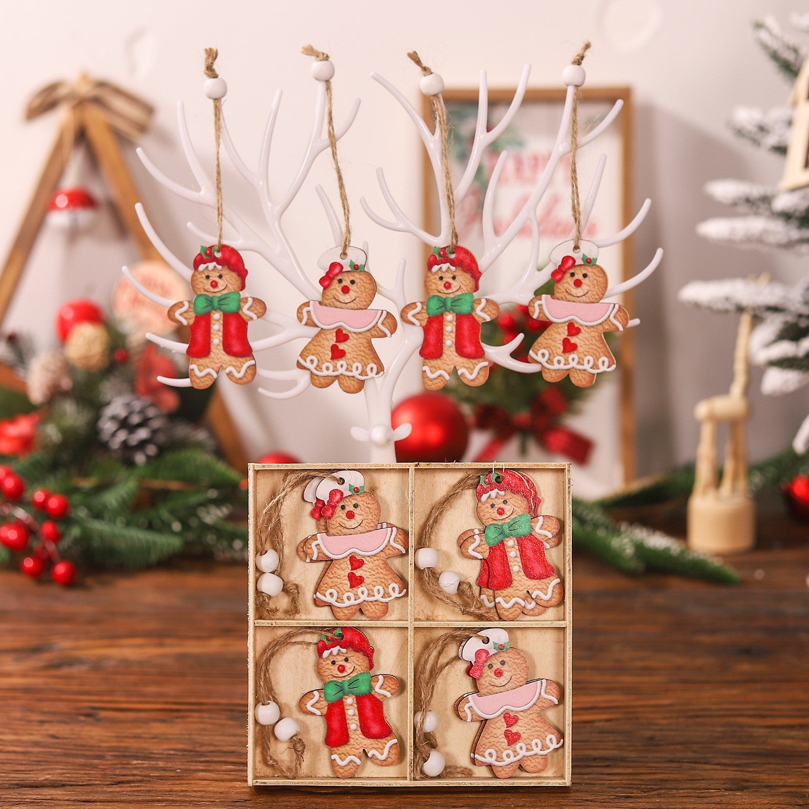 Set 12 Decoratiuni de Craciun din Lemn, Flippy, cu Snur pentru Agatare in Brad, Model Prajituri, Dimensiuni Diferite, 2