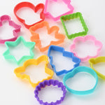 Set 12 forme pentru prajituri Flippy, material polipropilena, diverse forme, pentru orice ocazie, adancime 1.6 cm, 23.3