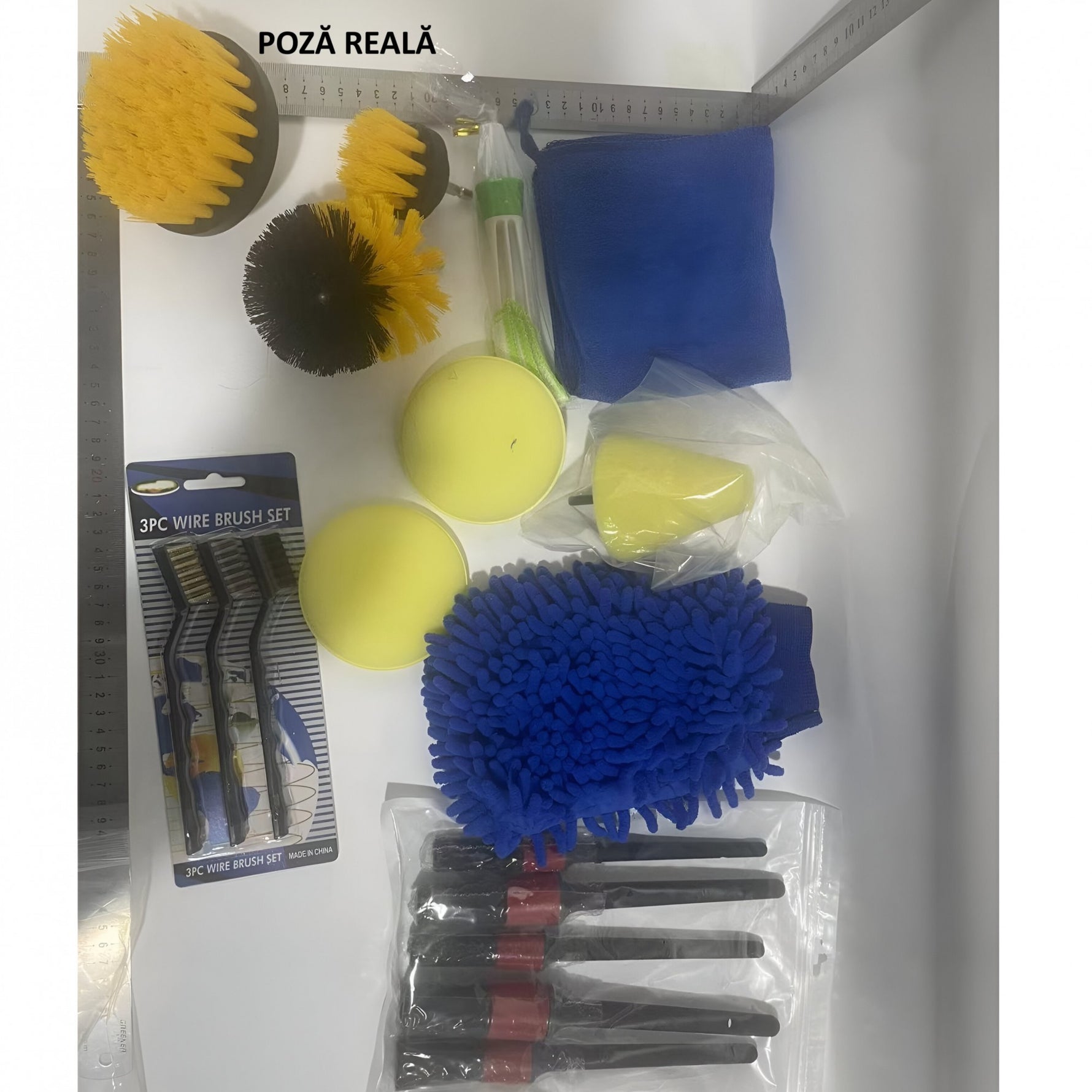 Set 17 Accesorii pentru Curatare Auto, Flippy, Interior si Exterior, 4 Capete pentru Bormasina, 5 Pensule, 3 Perii, 1