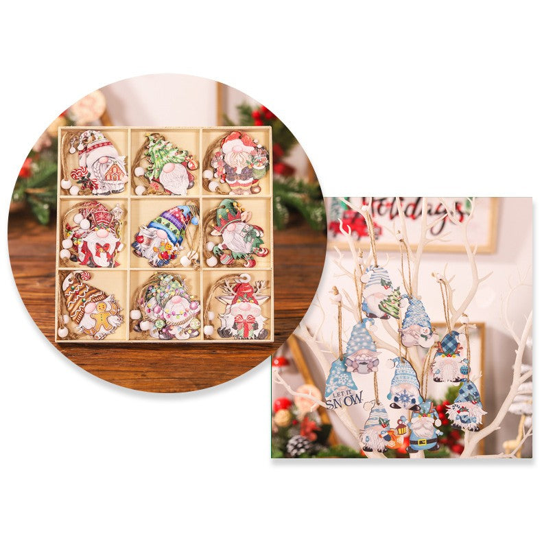 Set 18 Decoratiuni de Craciun din Lemn, Flippy, cu Snur pentru Agatare in Brad, Model Gnomi, Diferite Dimensiuni,