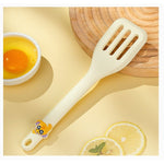 Set 4 Ustensile de Bucatarie, Flippy, pentru Copii, din Silicon, Termorezistente, Design Animat, 13 x 24 x 5 cm, Bej
