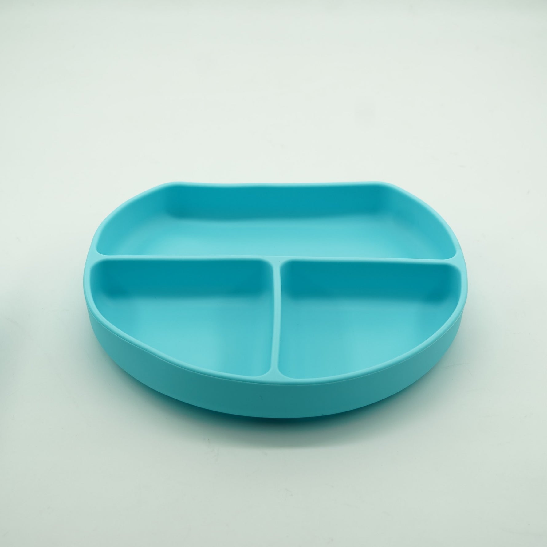 Set 8 piese diversificare bebelusi si copii din silicon Flippy, baveta, farfurie compartimentata cu ventuza, bol cu